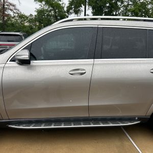 MERCEDES-BENZ GLS - 4