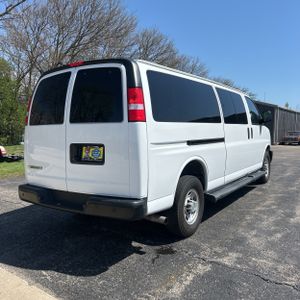 CHEVROLET EXPRESS LS 3500 - 8