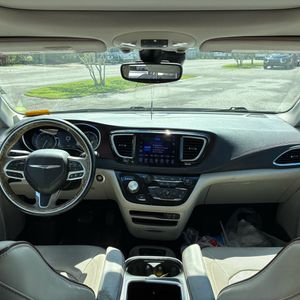 2017 Chrysler PACIFICA LIMITED — фото 36