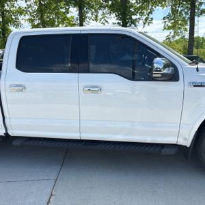FORD F-150 LARIAT - 9