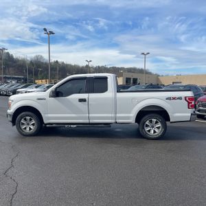 FORD F-150 XLT - 3