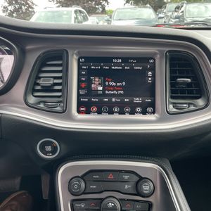 صورة مصغرة 35 لـ 2022 Dodge CHALLENGER SXT