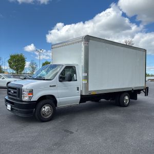 FORD E-350 CUTAWAY - 1