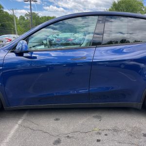 TESLA MODEL Y LONG RANGE - 4
