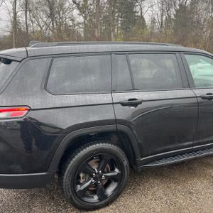 JEEP GRAND CHEROKEE L LIMITED - 9