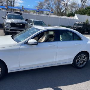 MERCEDES-BENZ C-CLASS - 4