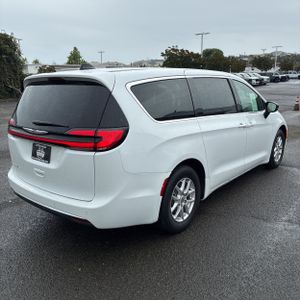 CHRYSLER PACIFICA SELECT - 8