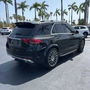 صورة 8 لـ 2021 Mercedes-BENZ GLE