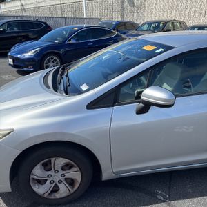 2015 Honda CIVIC LX — фото 2