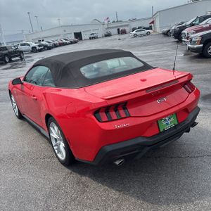 صورة 5 لـ 2025 FORD MUSTANG GT PREMIUM