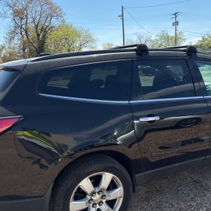 CHEVROLET TRAVERSE LT - 9