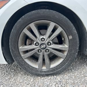 صورة مصغرة 17 لـ 2018 Hyundai ELANTRA SEL