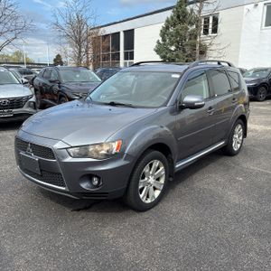 MITSUBISHI OUTLANDER SE - 1