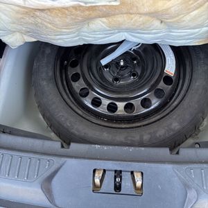 صورة مصغرة 41 لـ 2021 FORD EXPLORER XLT
