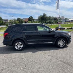 2018 FORD EXPLORER XLT 照片 10