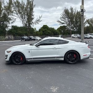 FORD MUSTANG SHELBY GT500 - 3