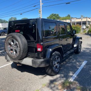 2011 JEEP WRANGLER UNLIMITED SAHARA — фото 8