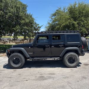 صورة 3 لـ 2016 JEEP WRANGLER UNLIMITED SPORT