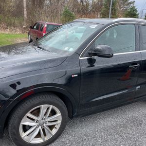 AUDI Q3 2.0T PREMIUM - 2