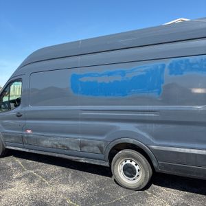 FORD TRANSIT 250 - 6