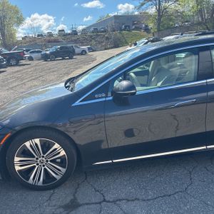 MERCEDES-BENZ EQS - 2