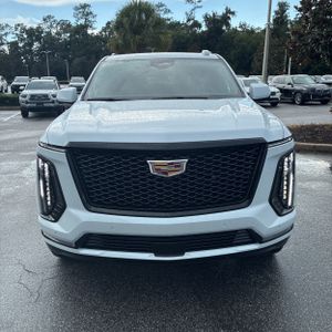 صورة 14 لـ 2026 Cadillac ESCALADE ESV SPORT