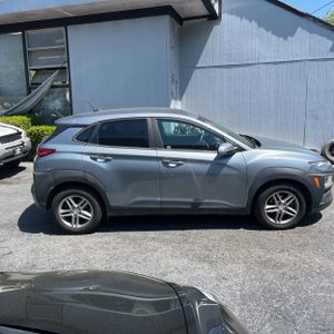 HYUNDAI KONA SE - 10