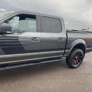 FORD F-150 XLT - 4