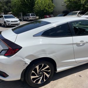 2016 Honda CIVIC LX 照片 9