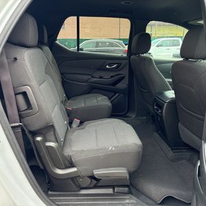 صورة مصغرة 35 لـ 2023 Chevrolet TRAVERSE LT CLOTH