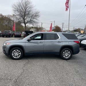 CHEVROLET TRAVERSE LS - 3