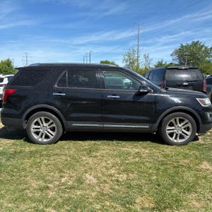 FORD EXPLORER LIMITED - 10