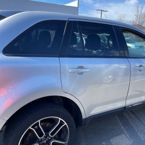 FORD EDGE SEL - 9