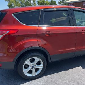 صورة 9 لـ 2015 FORD ESCAPE SE