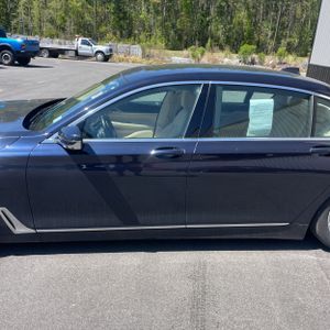 BMW 7 SERIES 740I - 4