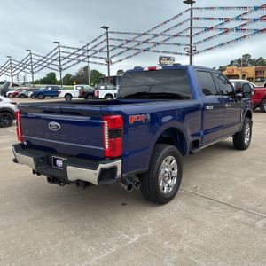 FORD F-250 SUPER DUTY LARIAT - 8