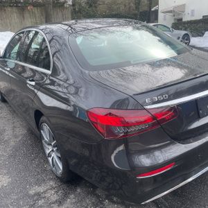 MERCEDES-BENZ E-CLASS - 6