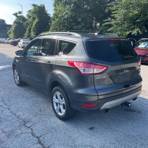 FORD ESCAPE SE - 5