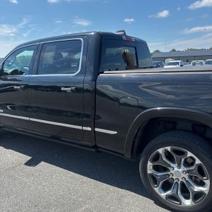 2020 RAM 1500 LIMITED — фото 6
