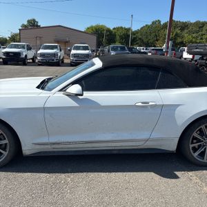 2016 FORD MUSTANG ECOBOOST PREMIUM — фото 4