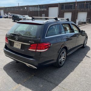 MERCEDES-BENZ E-CLASS - 8