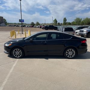 FORD FUSION SE - 3