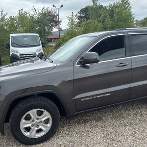 2016 JEEP GRAND CHEROKEE LAREDO — фото 2