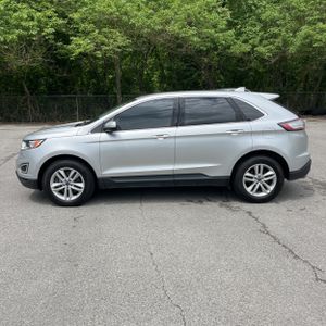 FORD EDGE SEL - 3