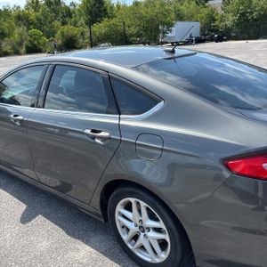 FORD FUSION SE - 5