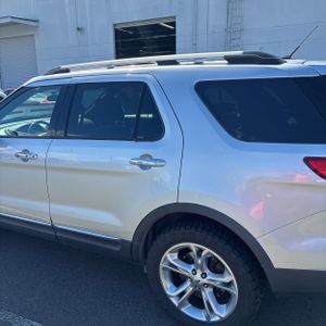 FORD EXPLORER LIMITED - 6
