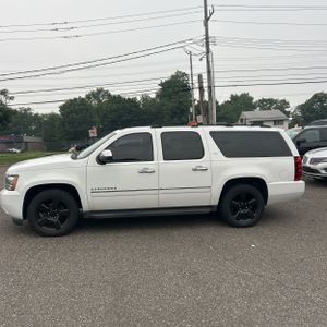 صورة 3 لـ 2010 Chevrolet SUBURBAN LTZ
