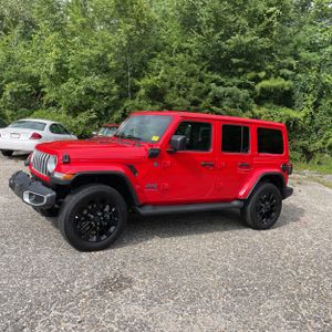صورة 3 لـ 2025 JEEP WRANGLER 4XE SAHARA 4XE