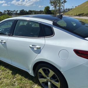 KIA OPTIMA S - 6