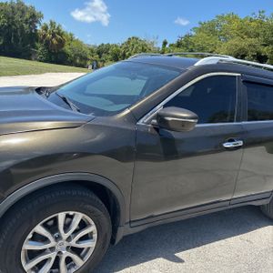 صورة 2 لـ 2015 Nissan ROGUE SV